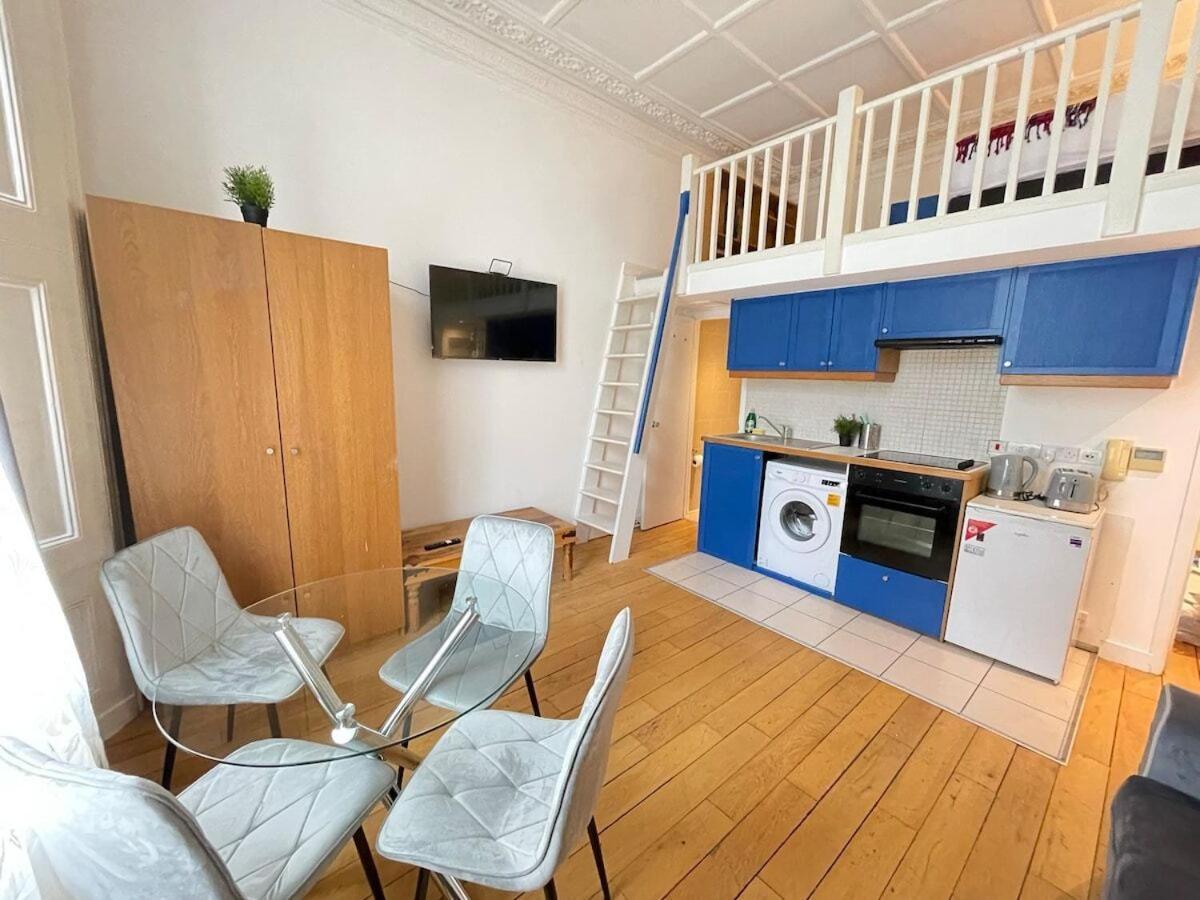 Portobello Road Artistic Studios 'Budget' Londra Oda fotoğraf
