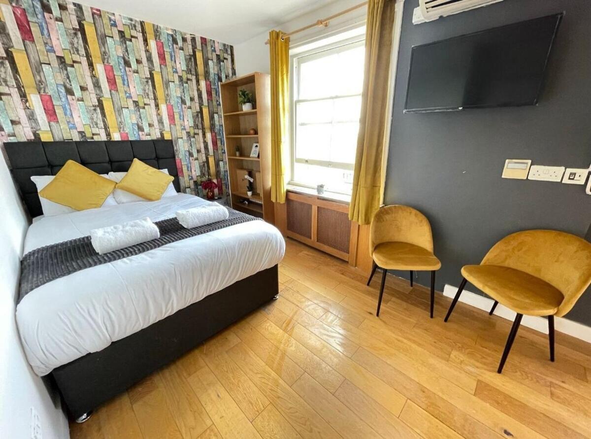 Portobello Road Artistic Studios 'Budget' Londra Oda fotoğraf