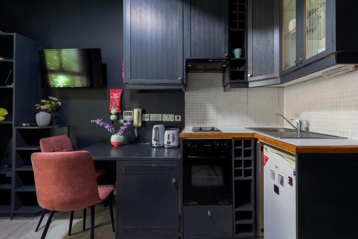 Portobello Road Artistic Studios 'Budget' Londra Dış mekan fotoğraf