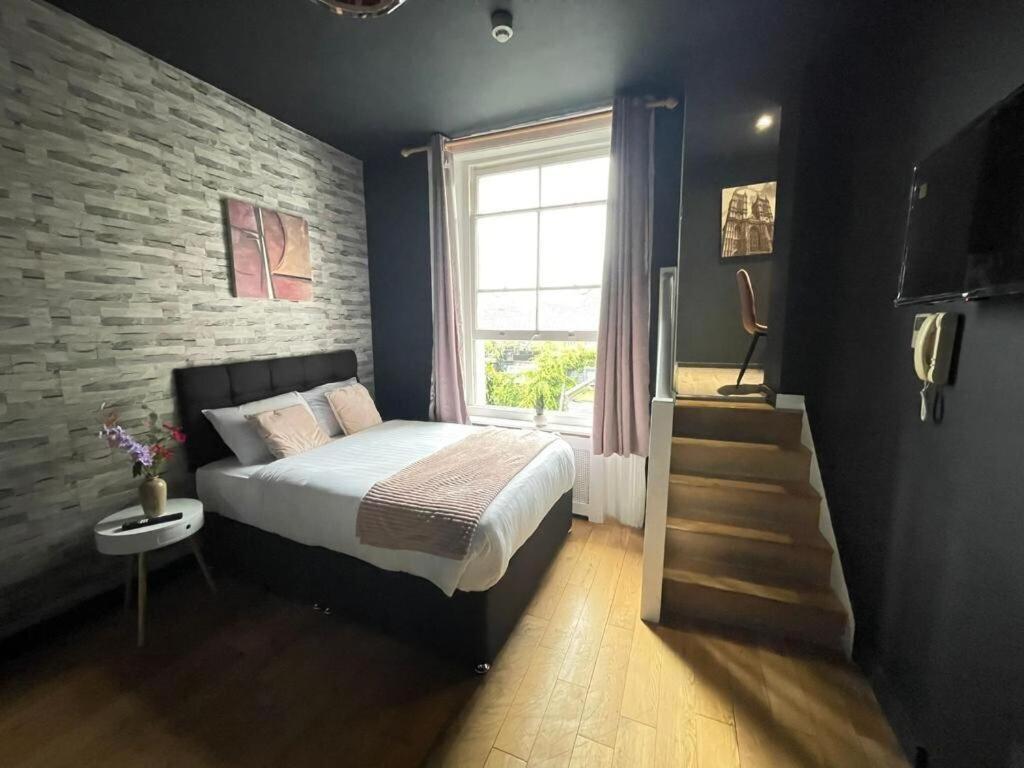 Portobello Road Artistic Studios 'Budget' Londra Oda fotoğraf