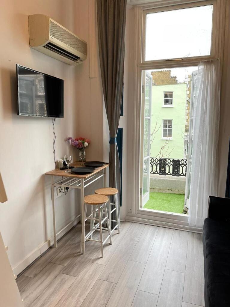 Portobello Road Artistic Studios 'Budget' Londra Oda fotoğraf