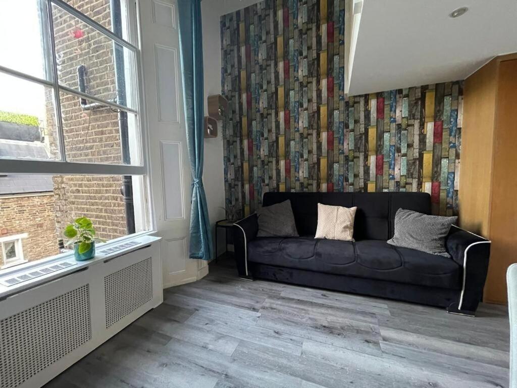 Portobello Road Artistic Studios 'Budget' Londra Oda fotoğraf