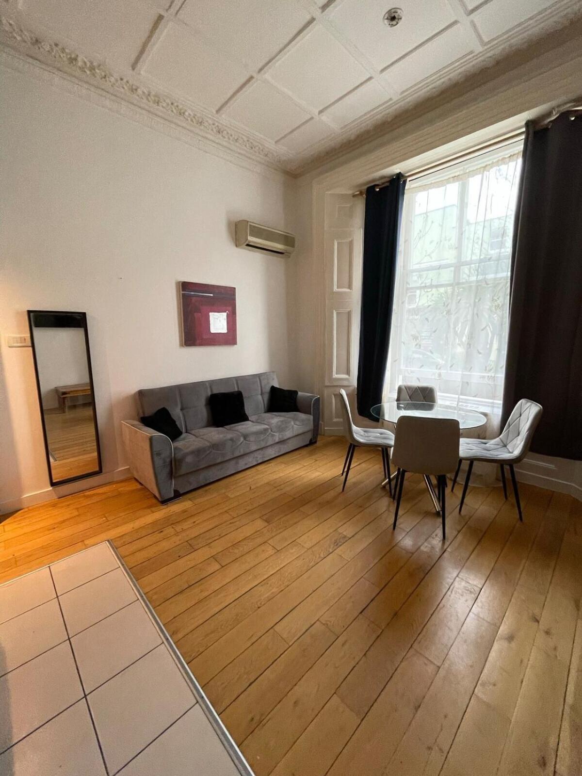 Portobello Road Artistic Studios 'Budget' Londra Oda fotoğraf